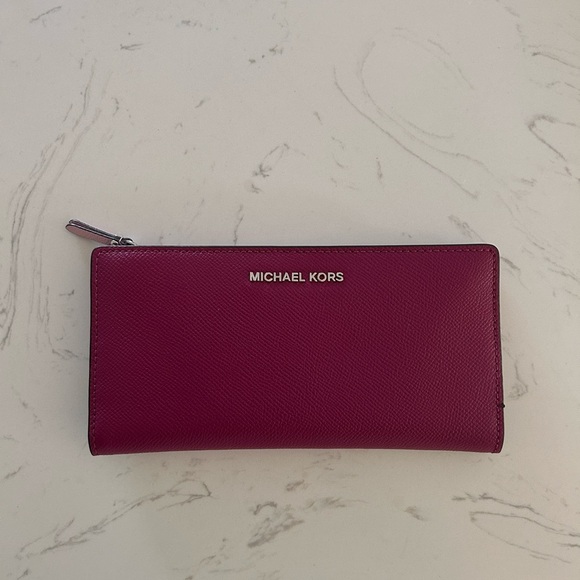 Michael Kors Wallet- NWOT - Picture 10 of 16